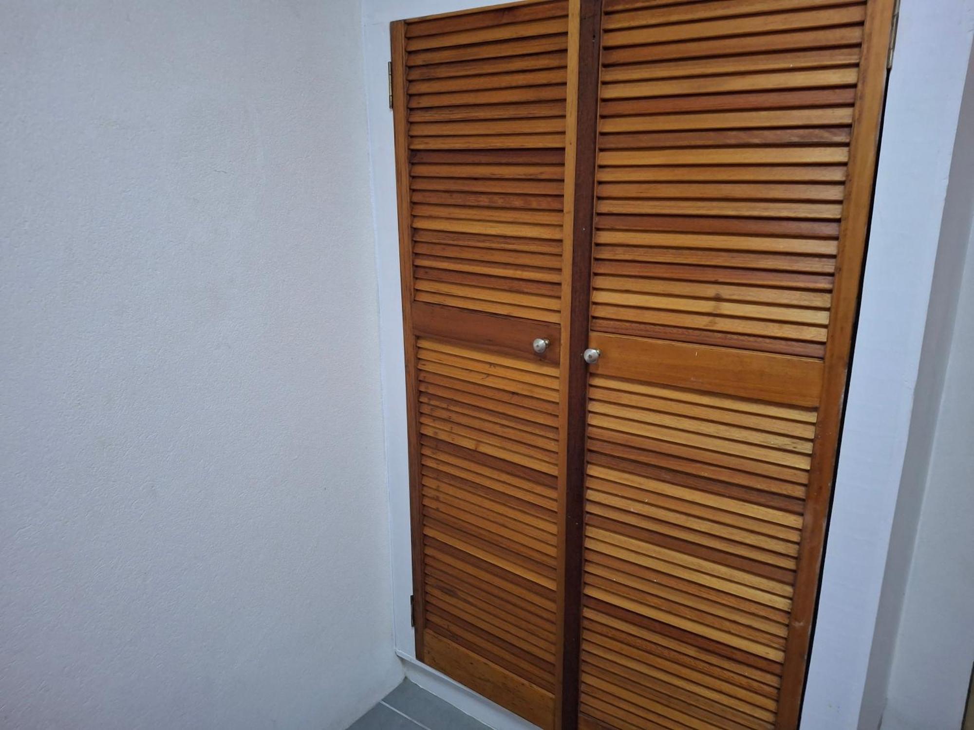 Blr Beach Villa Apartments Christ Church Exterior foto